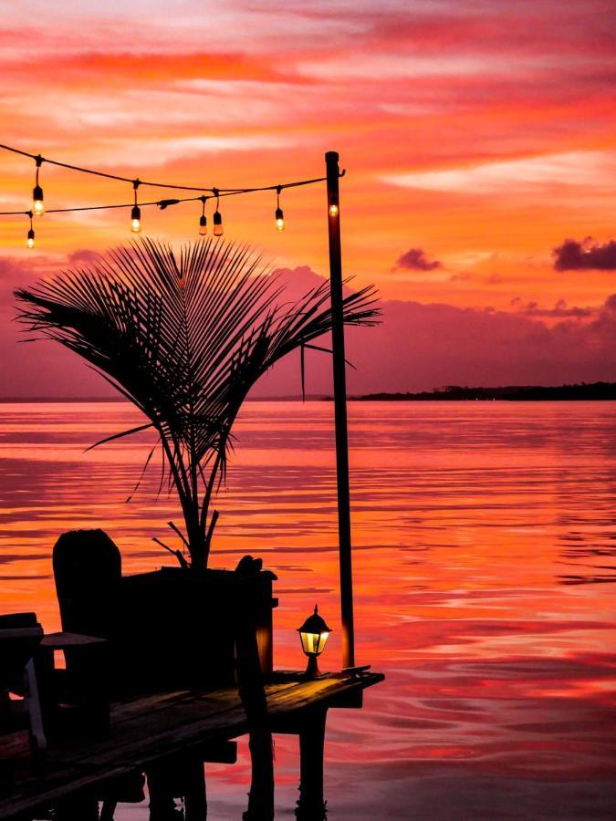 Barrbra Bnb Over The Sea Bocas del Toro Extérieur photo