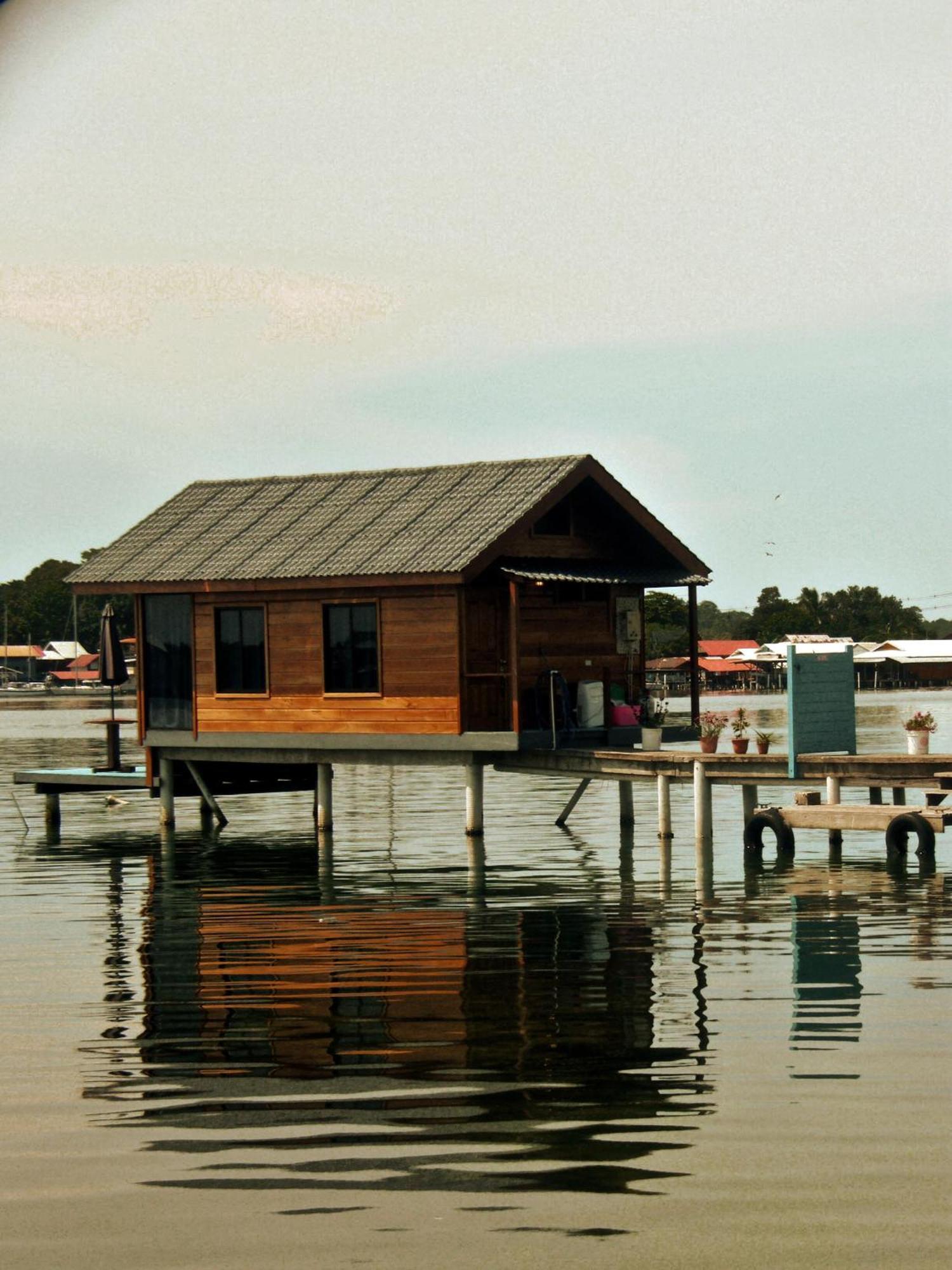 Barrbra Bnb Over The Sea Bocas del Toro Extérieur photo