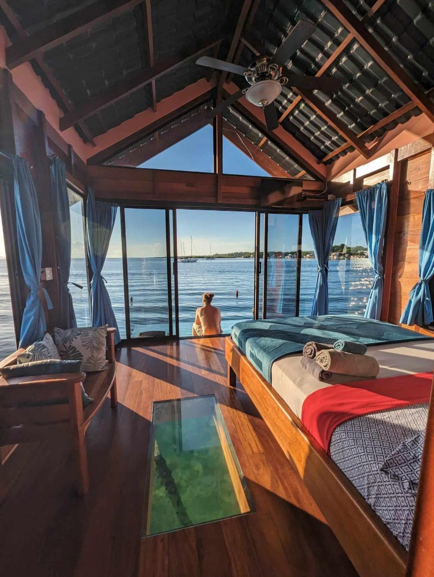Barrbra Bnb Over The Sea Bocas del Toro Chambre photo