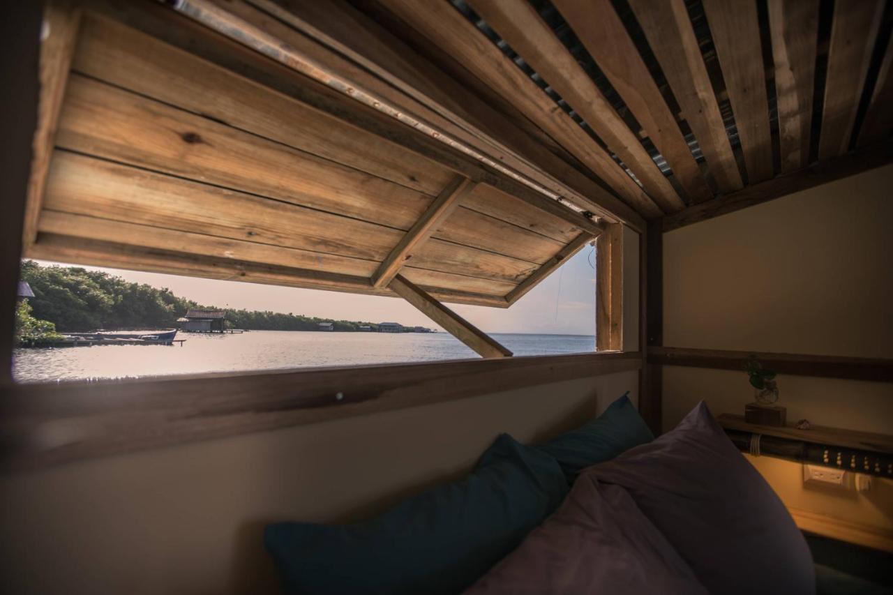 Barrbra Bnb Over The Sea Bocas del Toro Extérieur photo
